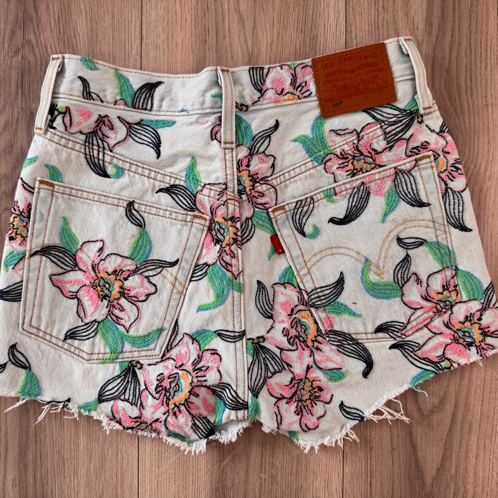 Levi's Pink and Green Floral Jean Shorts High-Waisted